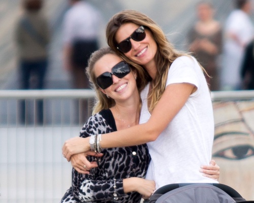 Gisele-Youngest-Sister-Rafaela-1500.jpg.40e93a412c5f7ba352fdfa80fd1d5ea7.jpg