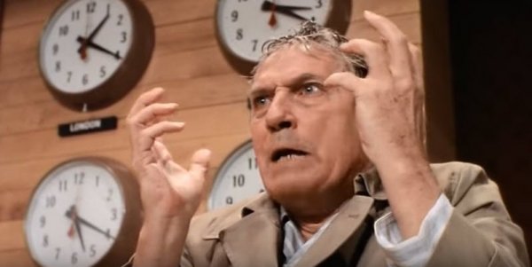 Peter Finch.jpg
