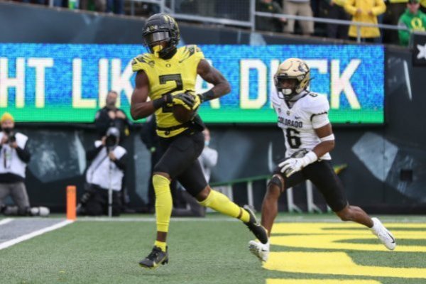 Devon Williams_Oregon Football Twitter (2).jpg