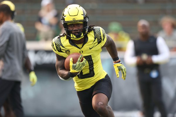 Mar'Keise Irving by Eric Evans of Oregon Football Twitter.jpg