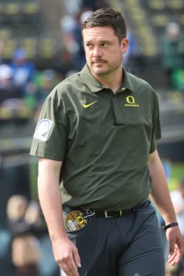 Lanning by Eric Evans of Oregon Football Twitter.jpg