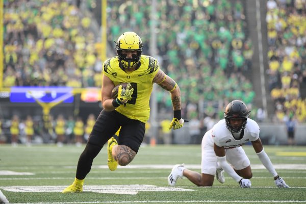 Terrance Ferguson by Eric Evans of Oregon Football Twitter.jpg