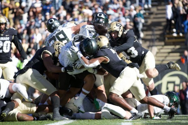 Noah Sewell scores_Eric Evans of Oregon Football Twitter.jpg