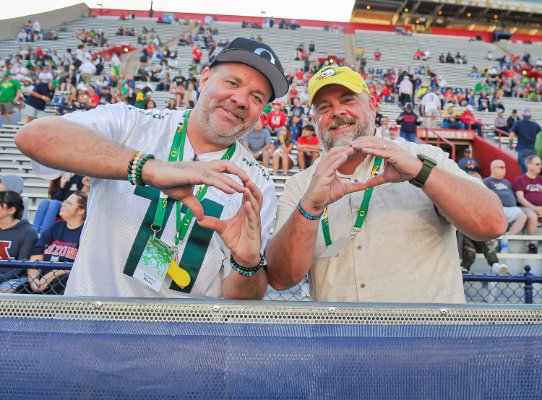 Fans in AZ2 by J3P.jpg