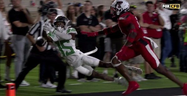 Bird Bomb Dropped_Screenshot from Fox Sports Video.jpg