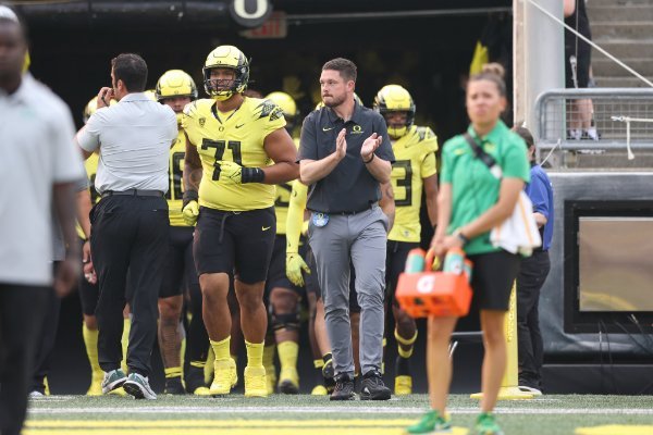 Dan Lanning by Eric Evans of Oregon Football Twitter.jpg