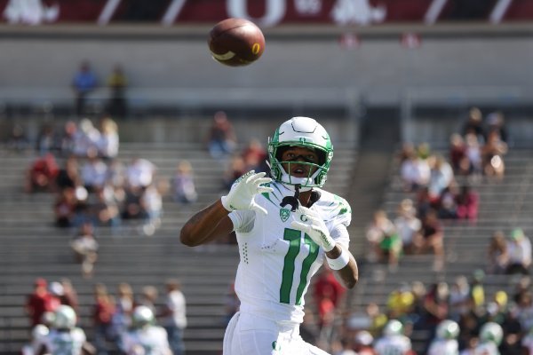 Troy Franklin_Eric Evans of Oregon Football Twitter.jpg