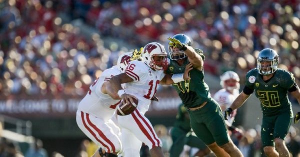 Russell Wilson and Kiko Alonso_Amazing Moments Photograhy.jpg