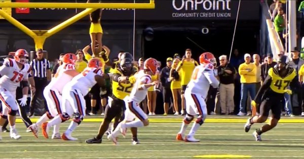 Sacks3_Screenshot from CBS Sports Video.jpg