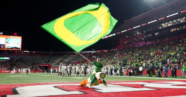 Oregon Poster_Evan Bernstein.jpg
