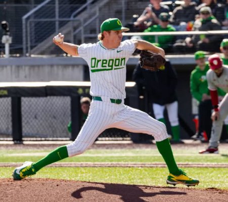Collin Clarke vs Indiana2_David Hammel.jpg