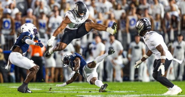 Kenyon Sadiq is a Beast_Max Unkrich.jpg